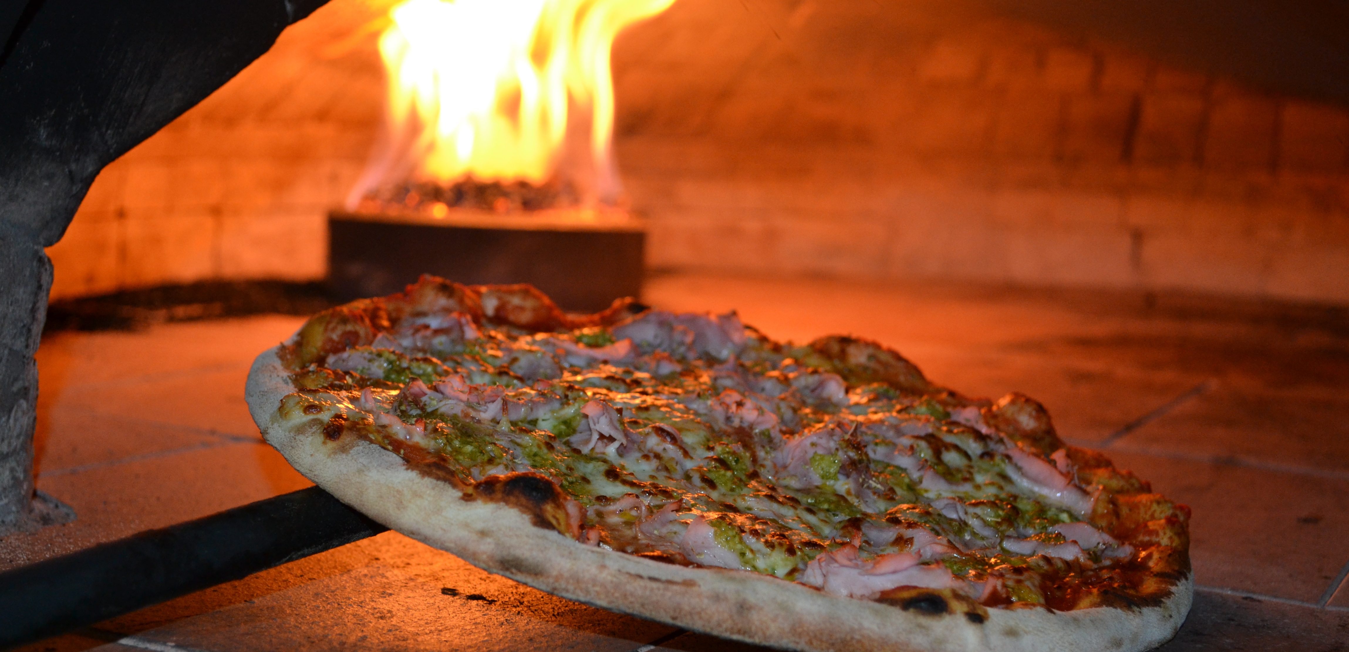 Forni pizza a pellet